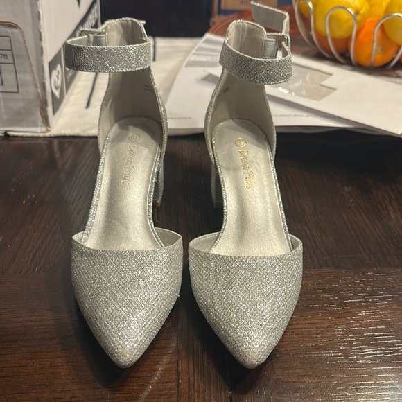 Silver block heel - Picture 1 of 3